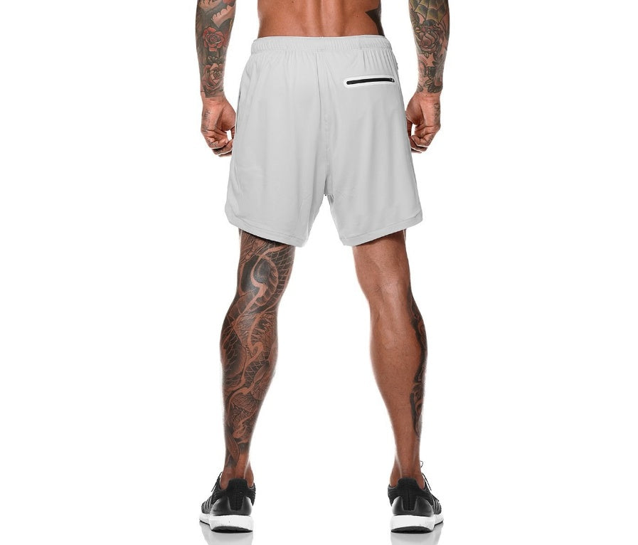 Men’s quick-dry training shorts in white, with elastic waistband and side slit pocket