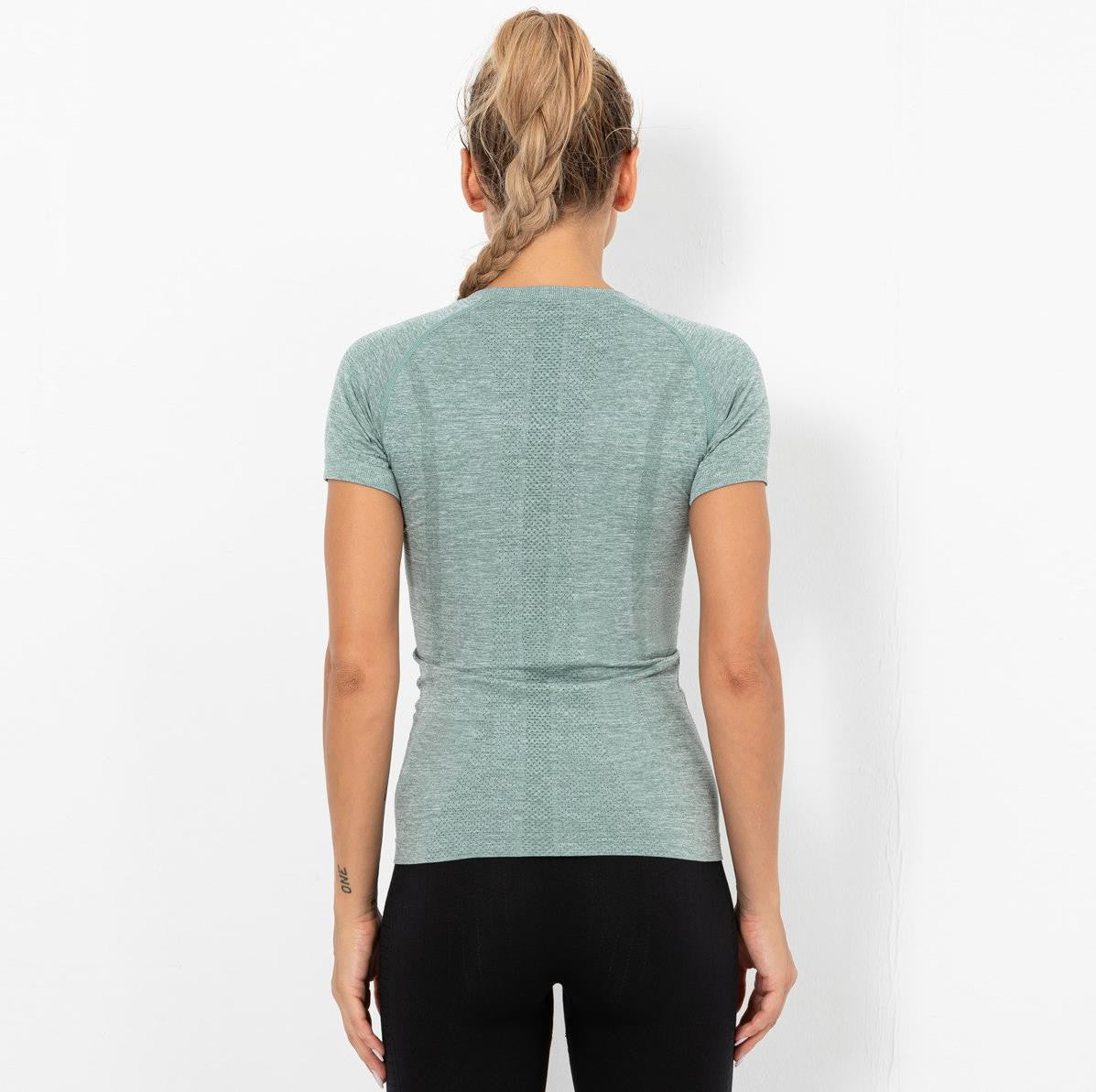 Women’s seamless quick-dry yoga vest, slim fit, teal heather crewneck back view