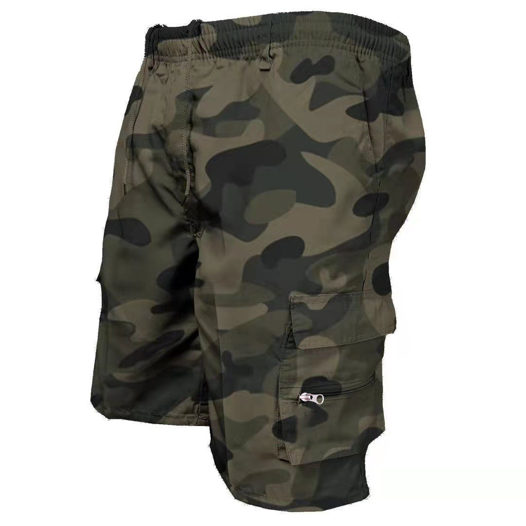 Men’s loose workout shorts in camouflage green with drawstring waist and cargo pocket